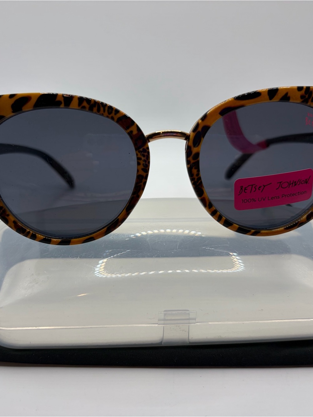 Betsey Johnson Leopard Print Round Sunglasses - Black Lenses